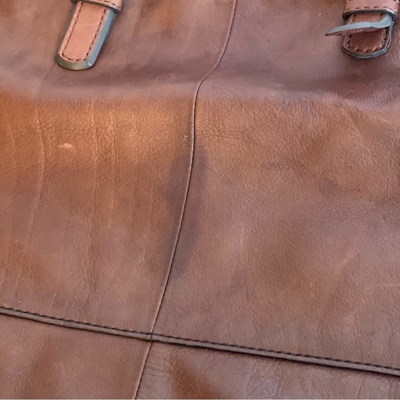 Fossil Brown Leather Explorer Foldover Tote Bag - Picture 8 of 17